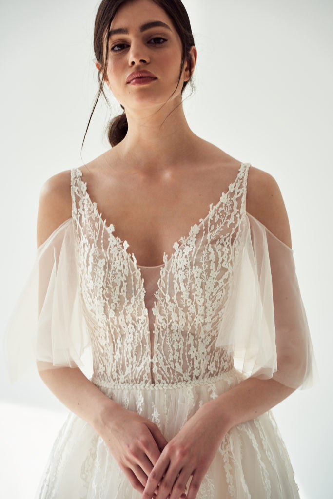 Brautkleid Flügelärmel