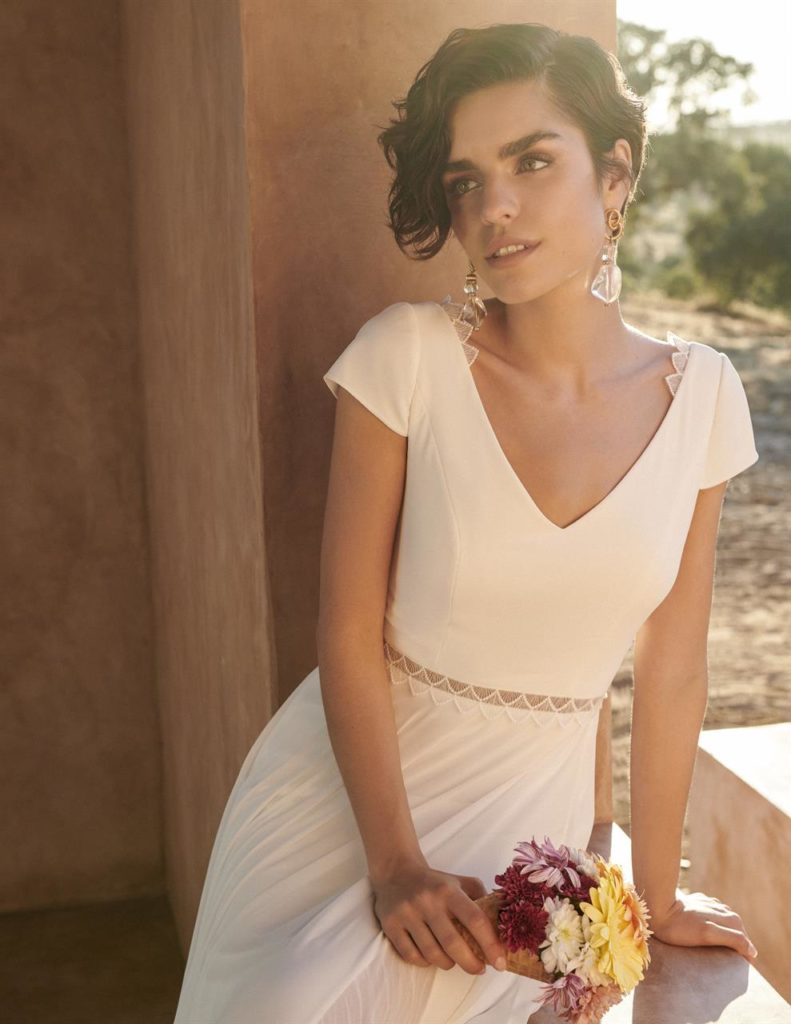 Schlichtes Brautkleid