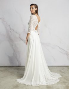 Brautkleid mit schönem Rücken