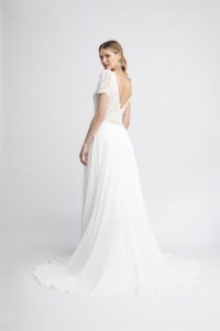 Brautkleid mit Spitze im oberen Bereich